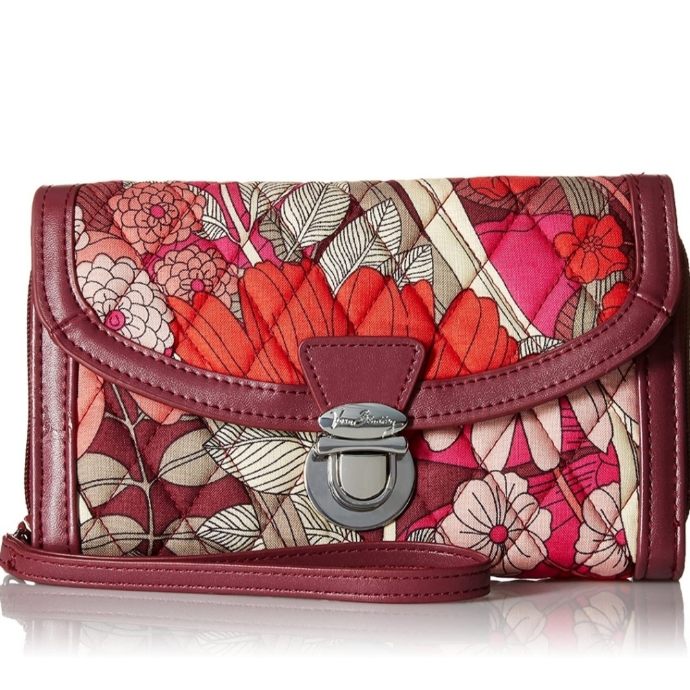 Vera Bradley ultimate wristlet bohemian chevron